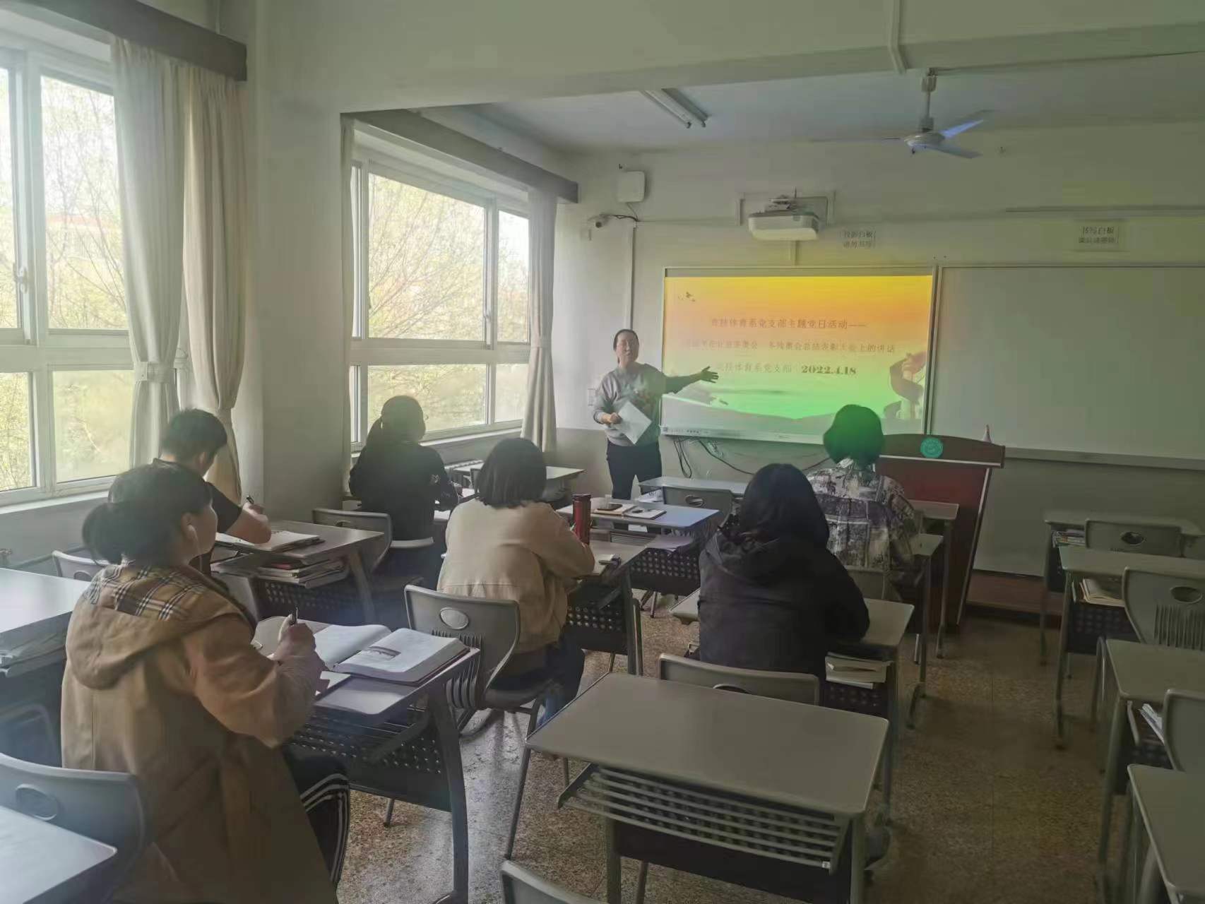 三级特黄边做边爱