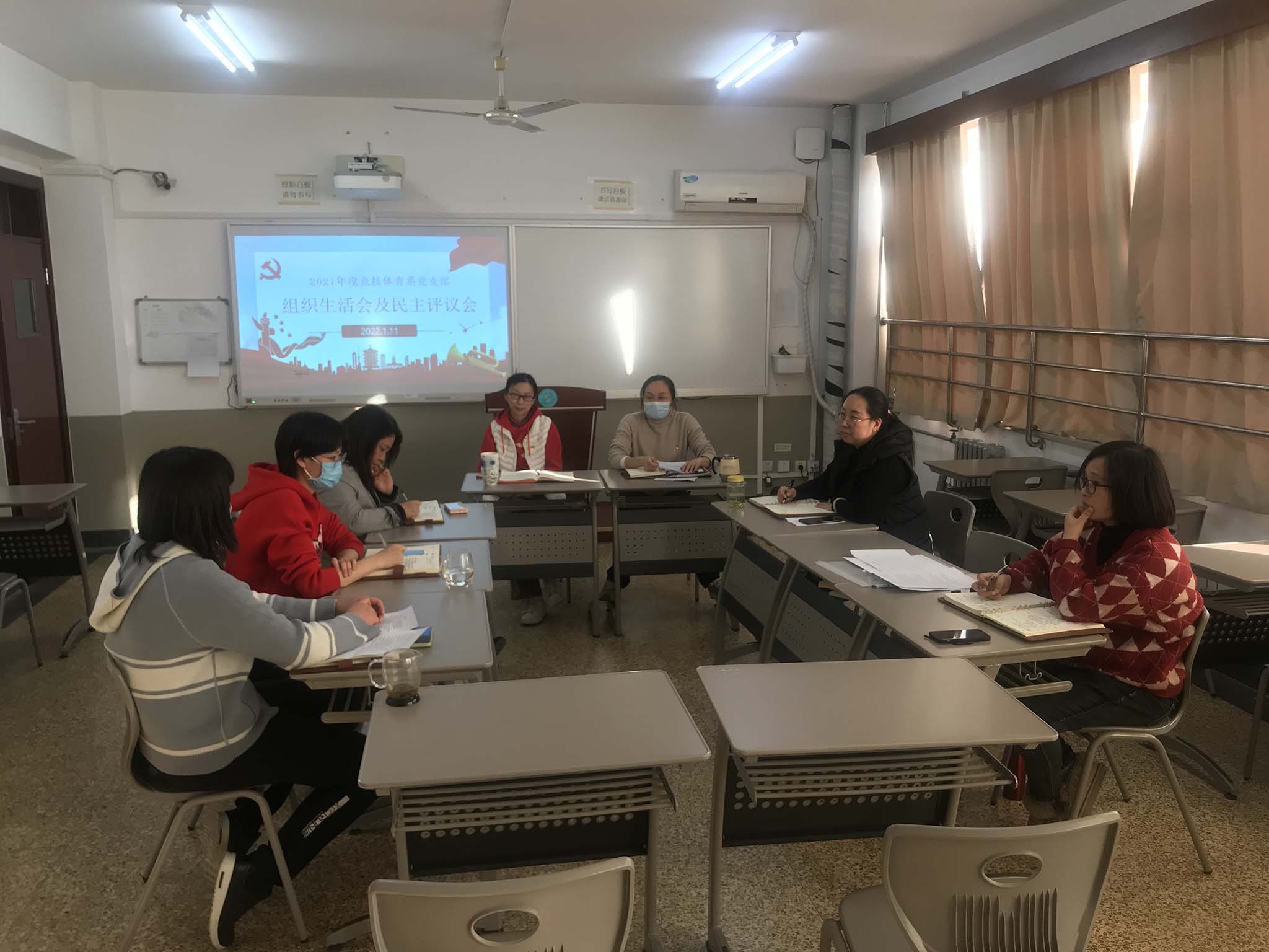 三级特黄边做边爱