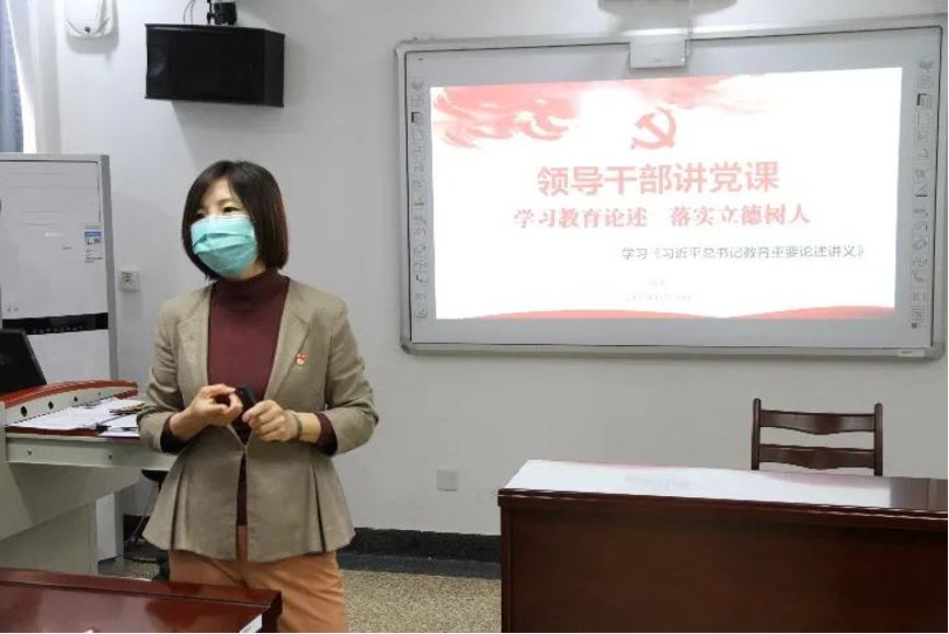 三级特黄边做边爱