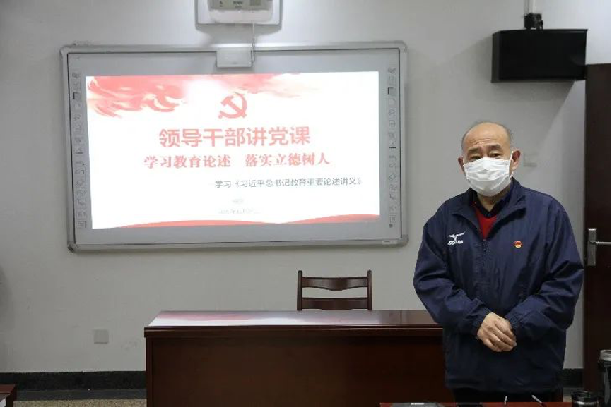 三级特黄边做边爱