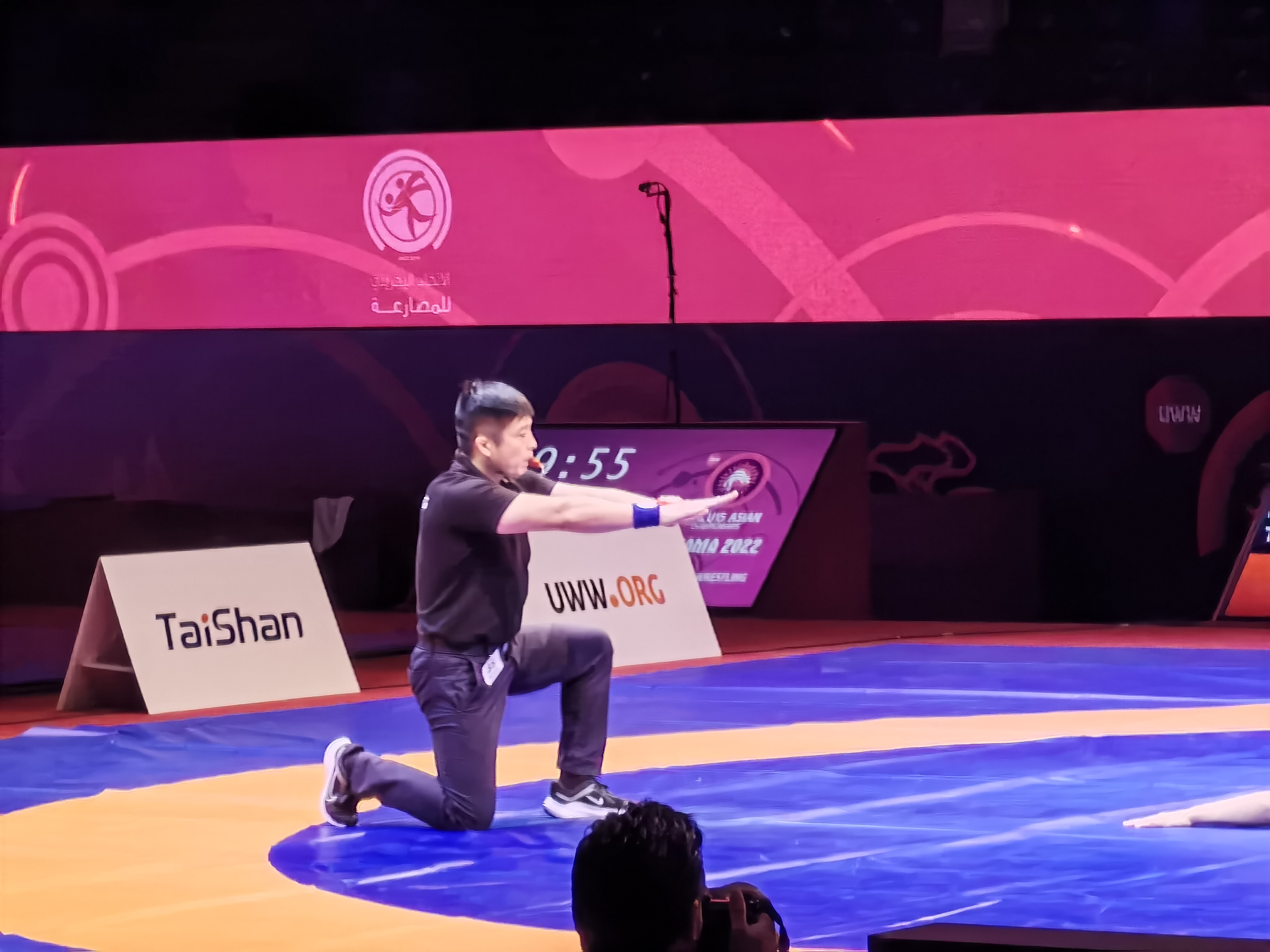 三级特黄边做边爱