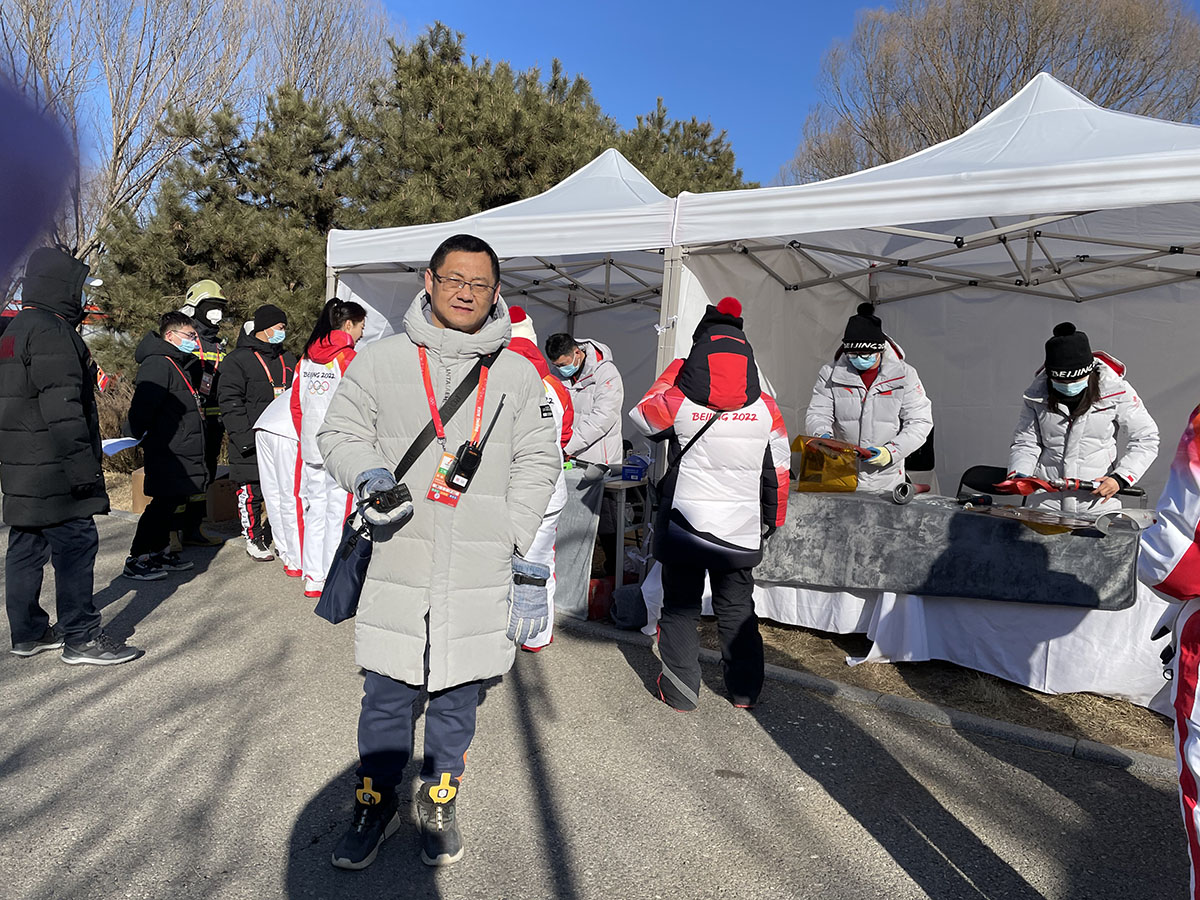 三级特黄边做边爱