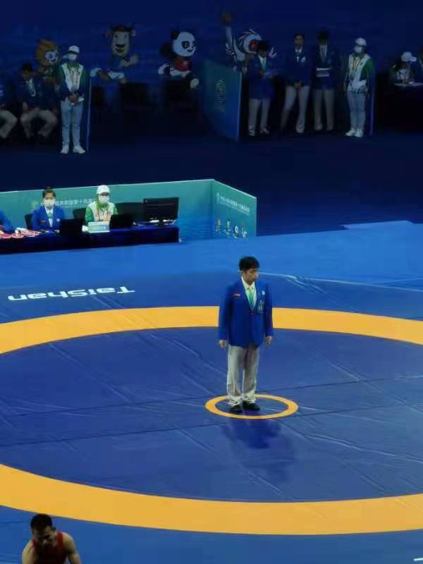 三级特黄边做边爱