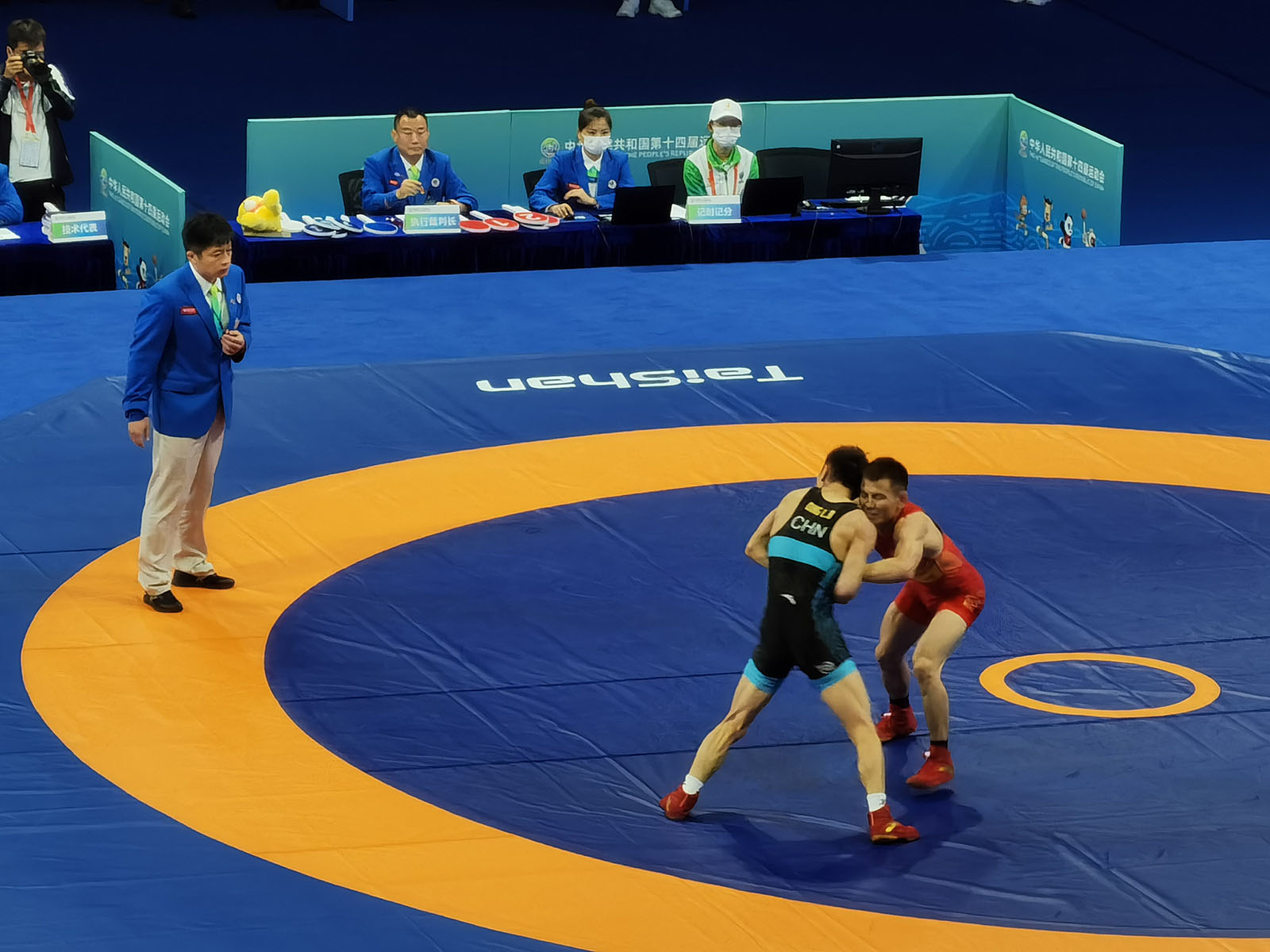 三级特黄边做边爱