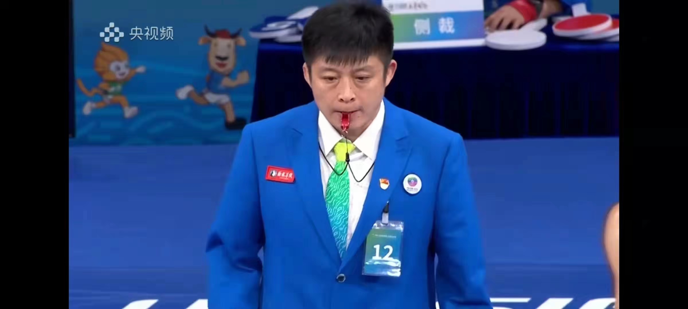 三级特黄边做边爱