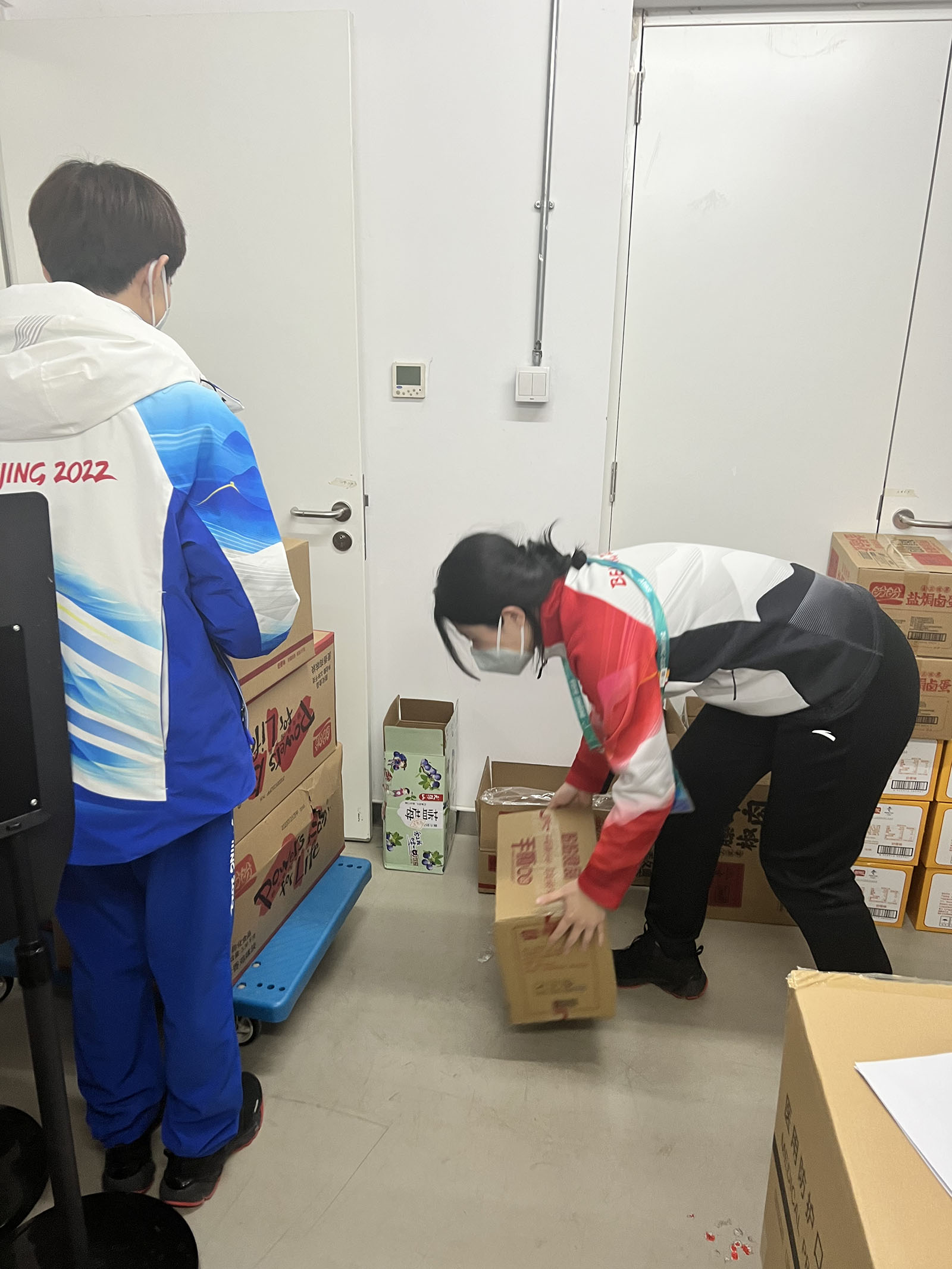 三级特黄边做边爱