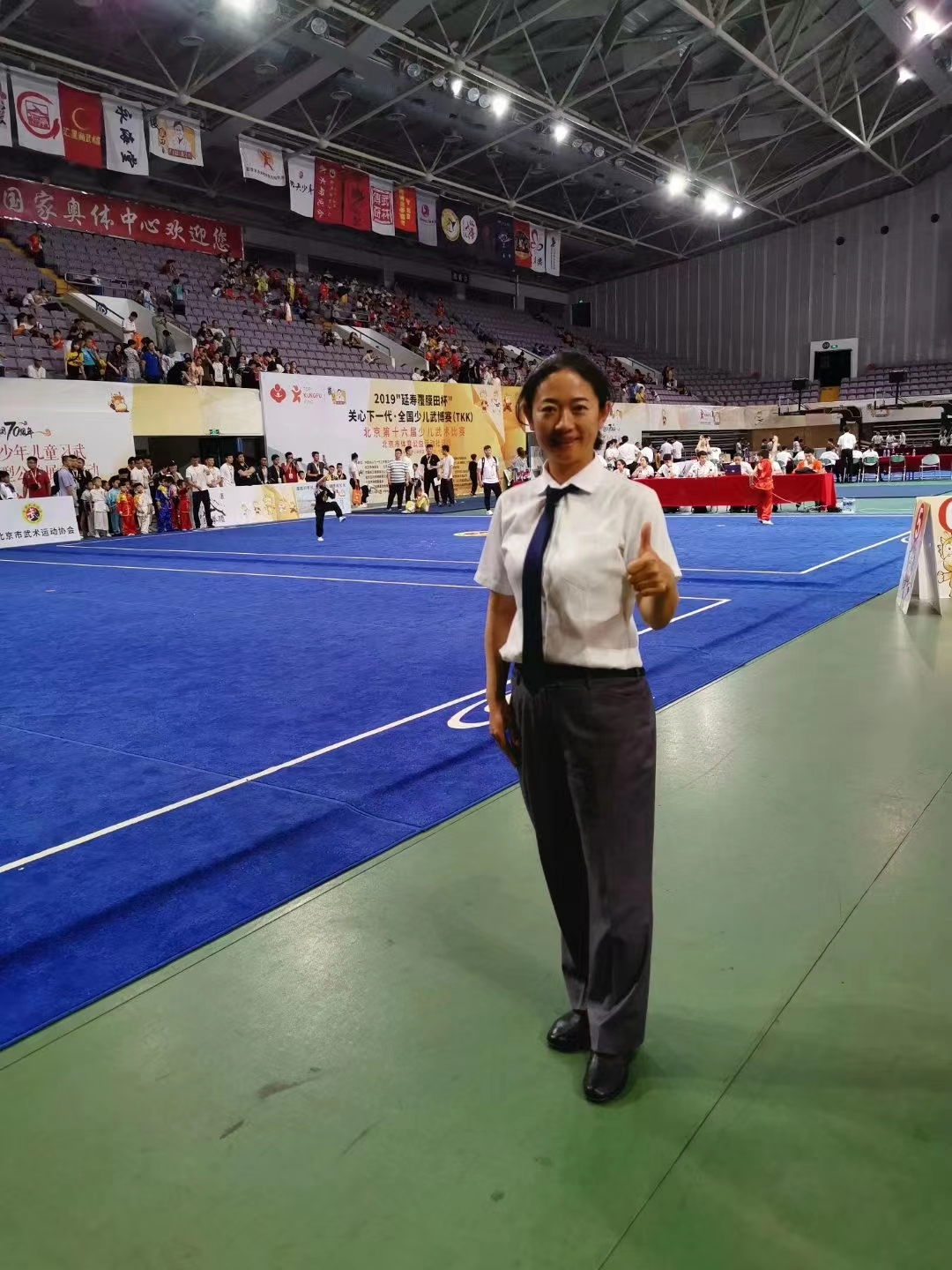 三级特黄边做边爱