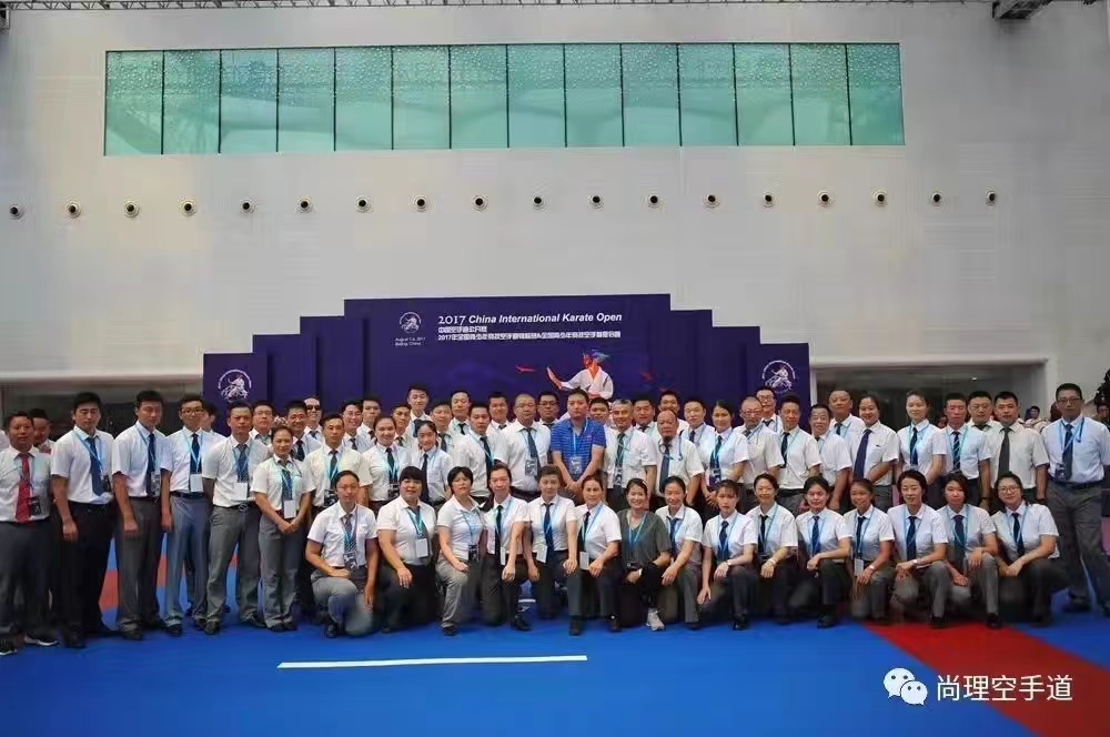 三级特黄边做边爱