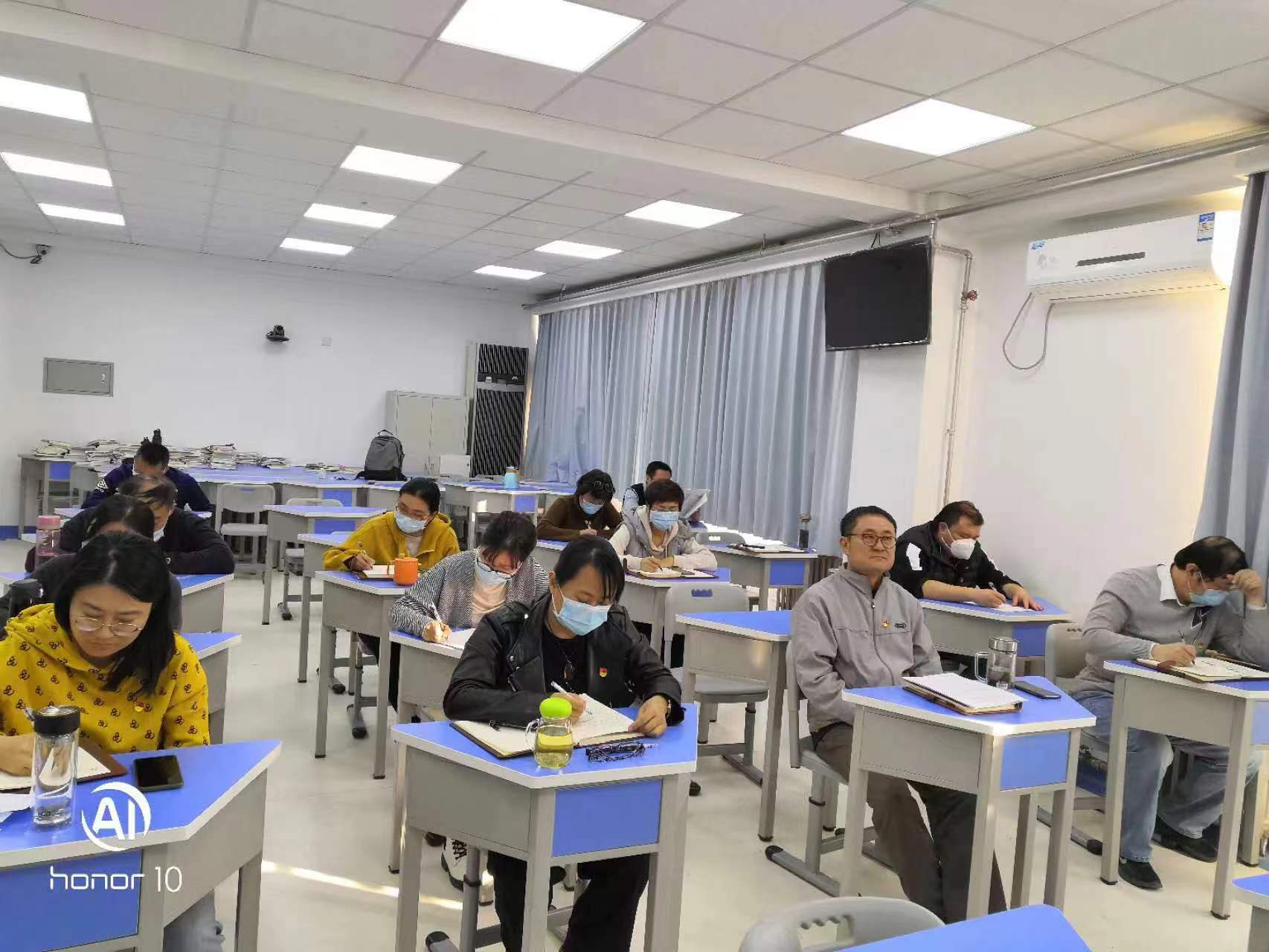 三级特黄边做边爱