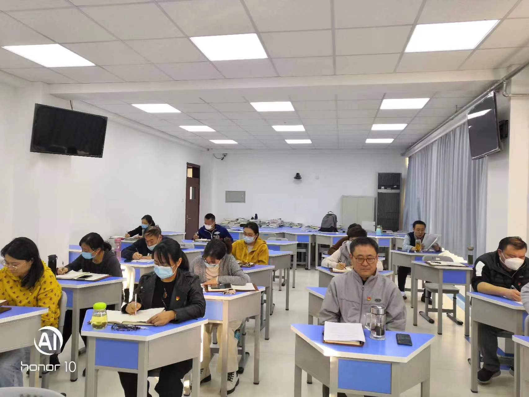 三级特黄边做边爱