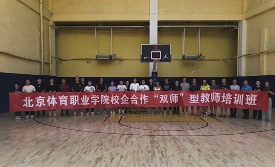 三级特黄边做边爱