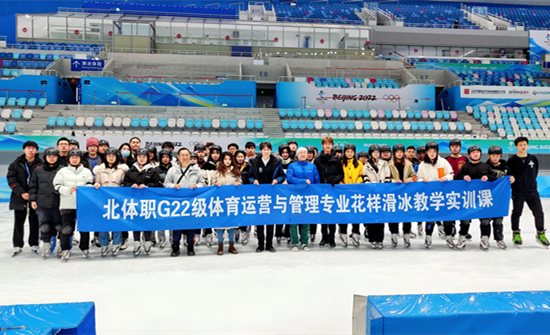 三级特黄边做边爱