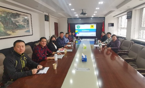 三级特黄边做边爱