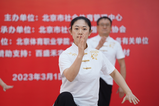 三级特黄边做边爱