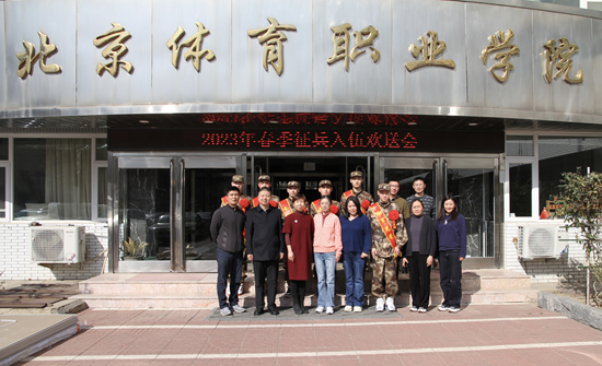 三级特黄边做边爱