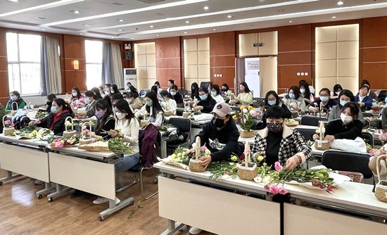 三级特黄边做边爱