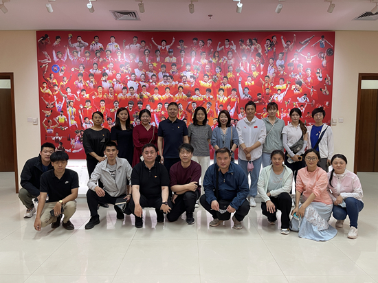 三级特黄边做边爱