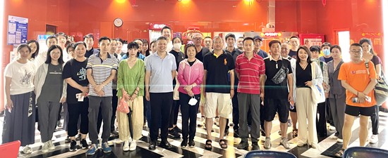 三级特黄边做边爱