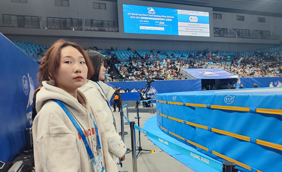 三级特黄边做边爱