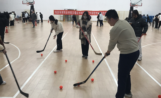 三级特黄边做边爱