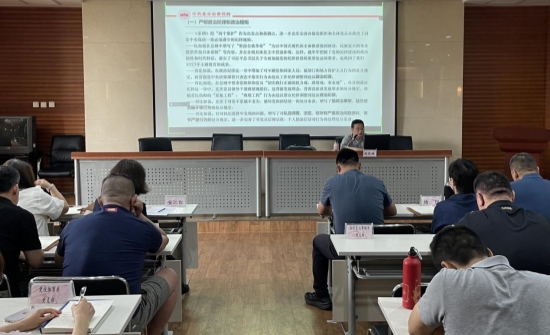 三级特黄边做边爱