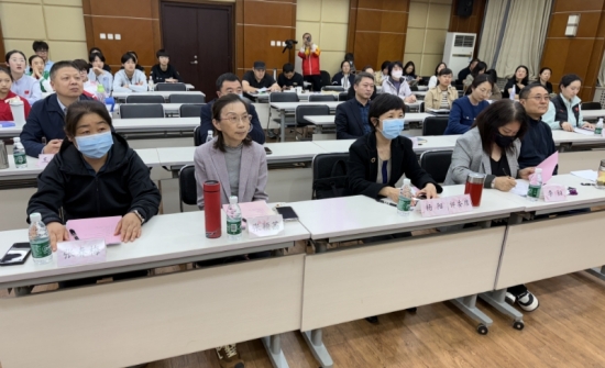 三级特黄边做边爱